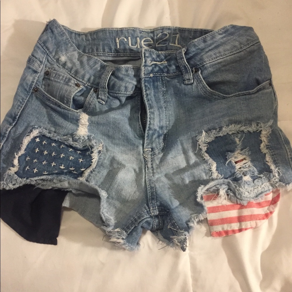 America Shorts